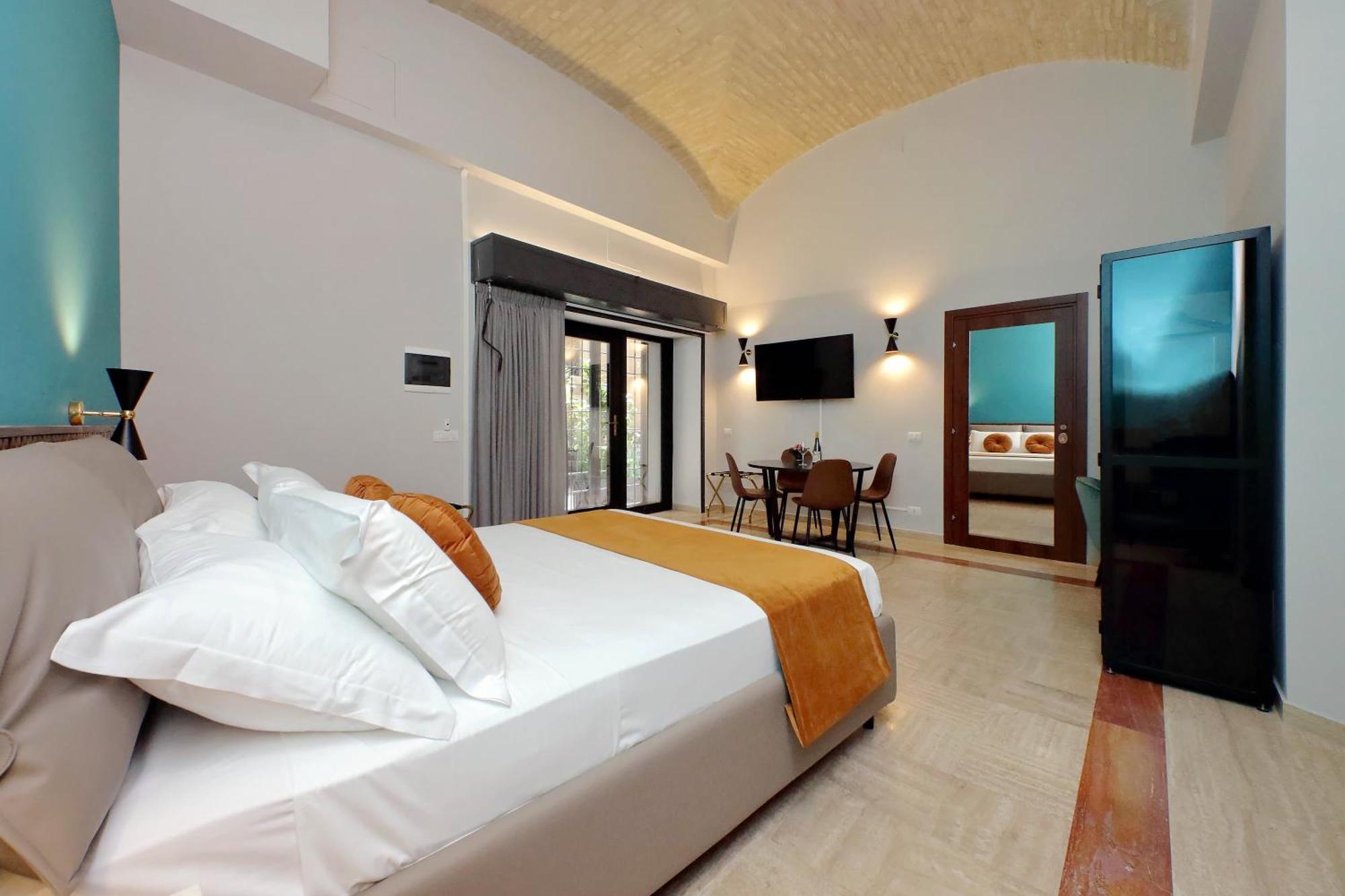 Charming Suites Navona Rzym Zewnętrze zdjęcie